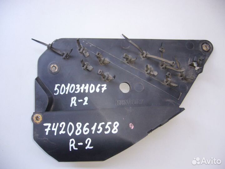 Кронштейн Renault Premium