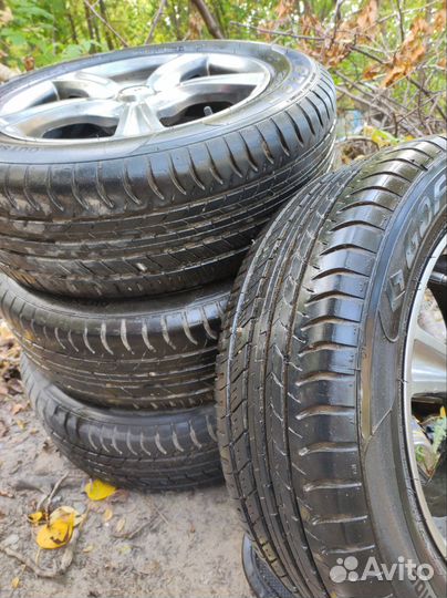 Шины летние 195 60 15 на литье