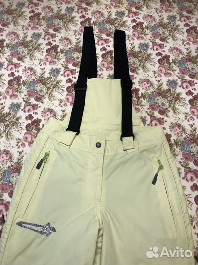 Лыжный костюм женский