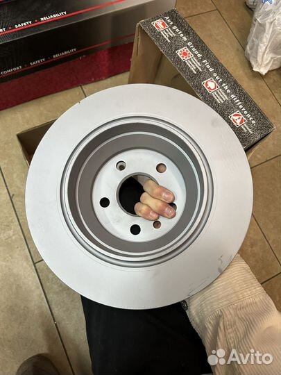 Диски тормозные Volvo Новые