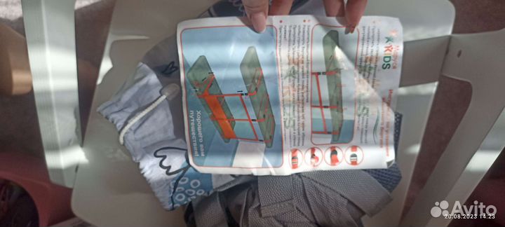 Защитный бортик в поезд