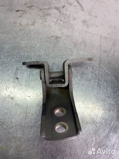 Петля двери передней левая Lifan Smily LF479Q3-B