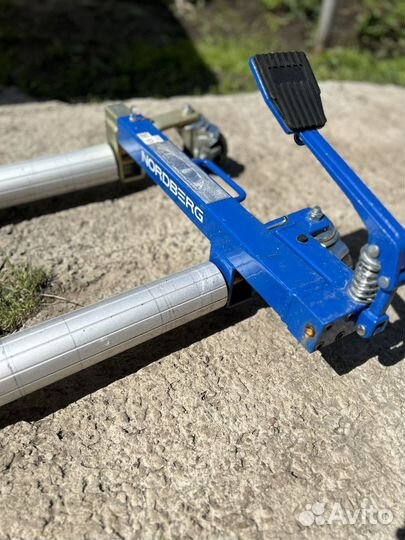 Подкатная тележка