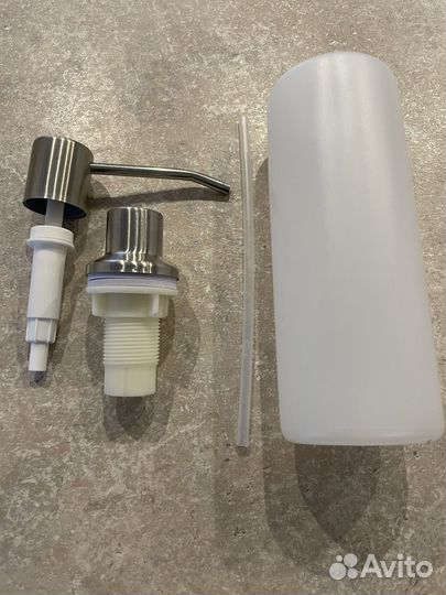 Дозатор диспенсер для мыла встраимовый