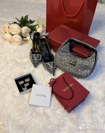 Туфли женские вечерние со стразами