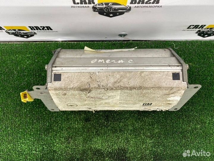 Подушка безопасности пассажира Opel Omega