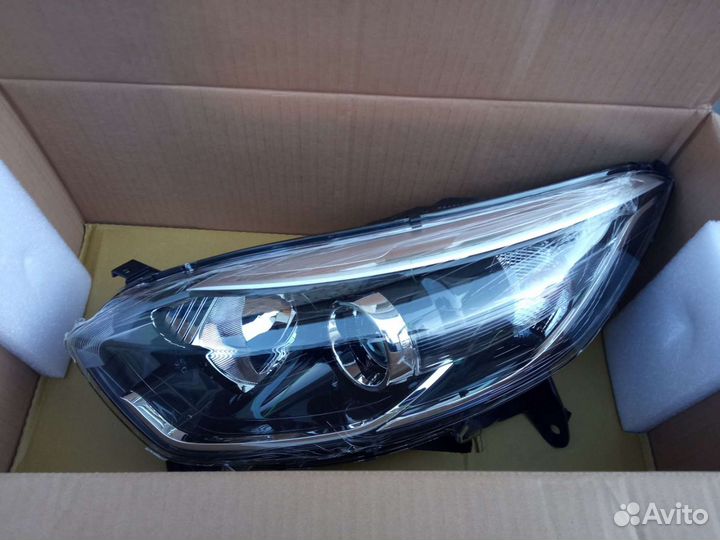 Фара renault kaptur левая