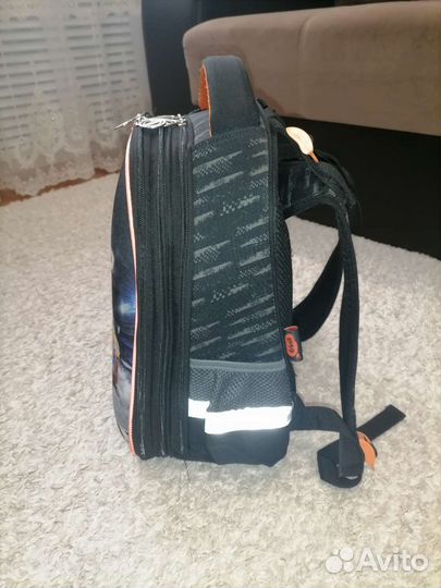 Школьный рюкзак