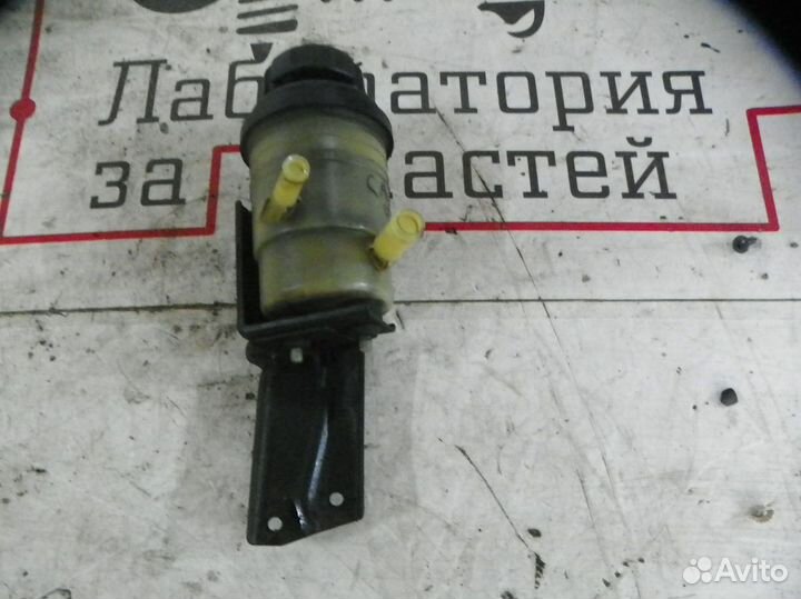 Бачок гур Hyundai Santa Fe