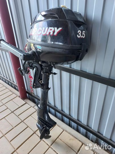 Лодочный мотор