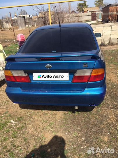 Nissan Primera 2.0 МТ, 1996, 250 000 км