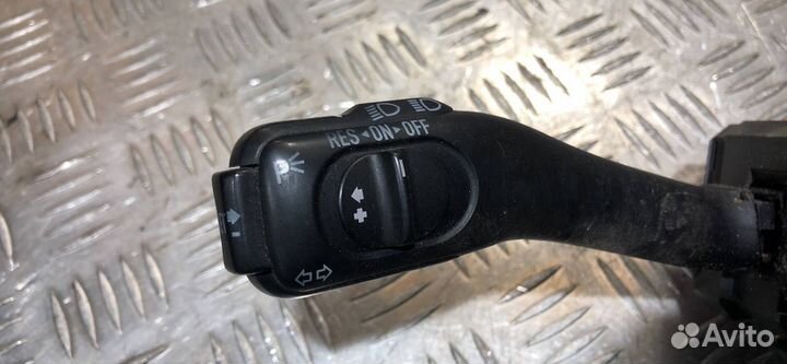 Переключатель подрулевой (стрекоза) Skoda Octavia