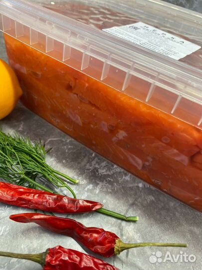 Нерка ломтики в масле