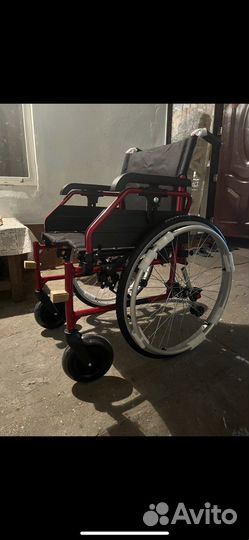 Инвалидная коляска новая