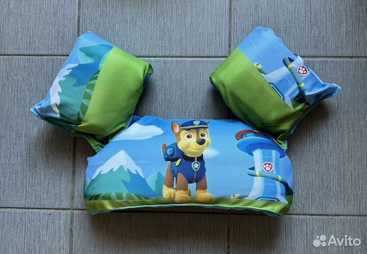 Плавательный жилет детский