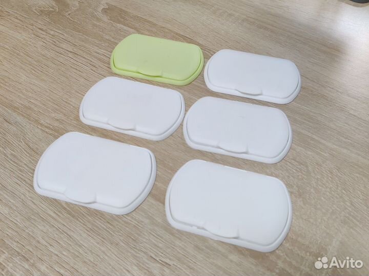 Пластиковые крышки от салфеток