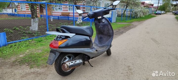 Скутер Honda lead 100