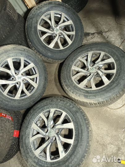 Комплект литых дисков Peugeot