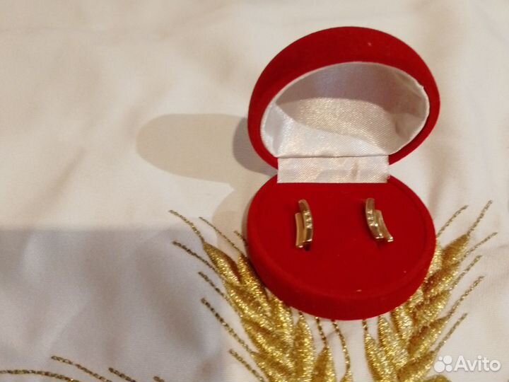 Золото 585 серьги -3 гр