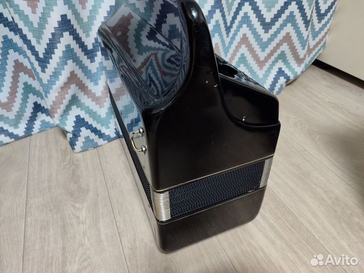 Баян Юпитер 4х-голосный, готово-выборный