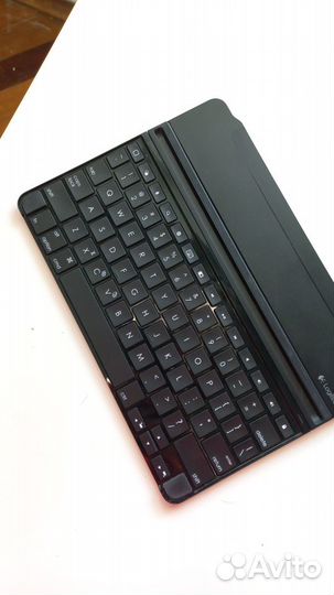 Беспроводная клавиатура для iPad