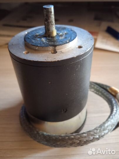 Электродвигатель 2Д7 постоянного тока 27 В 7000об