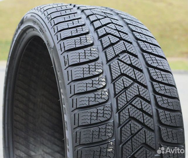 Pirelli Winter Sottozero 3 245/45 R17 99V