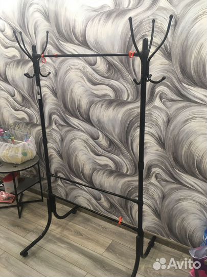 Вешалка напольная