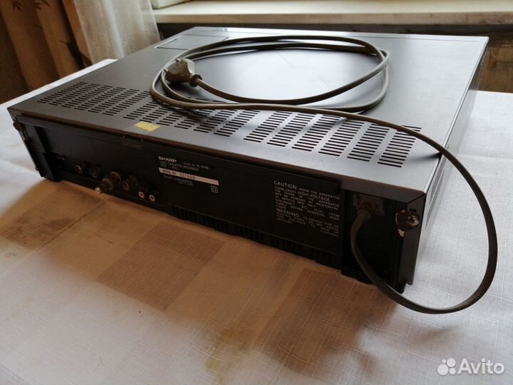 Кассетный видеомагнитофон sharp VC-674. Япония