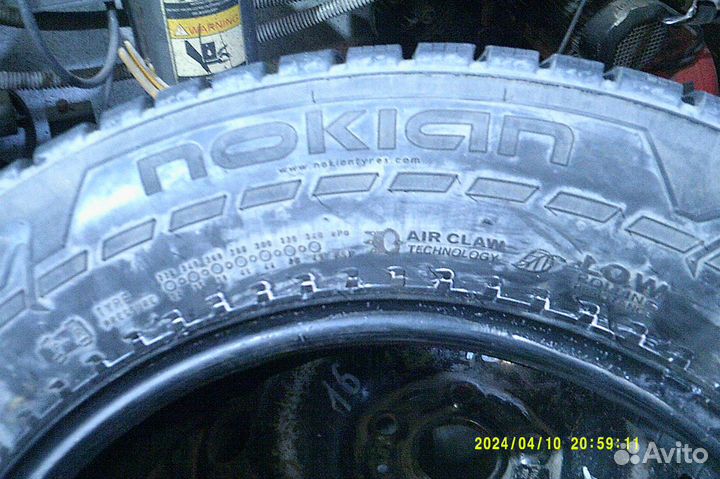 Nokian Tyres Hakkapeliitta 7 215/65 R16