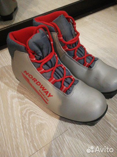 Лыжные ботинки 38 размер