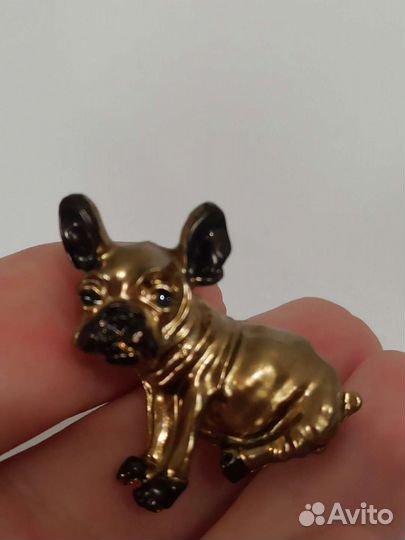 Брошь собачка