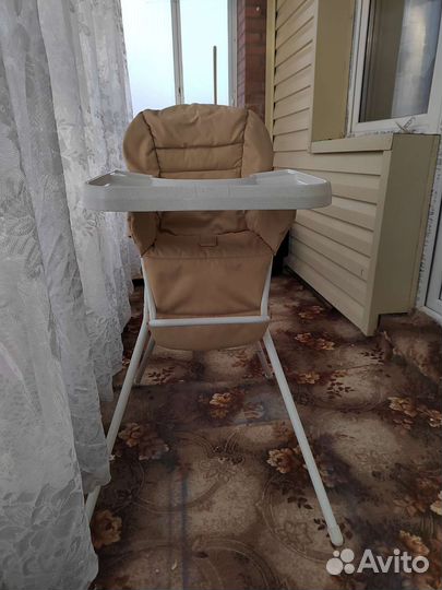 Стульчик для кормления