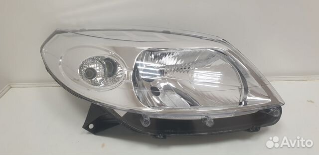 Фара правая renault sandero