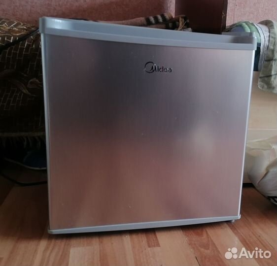 Холодильник бу маленький