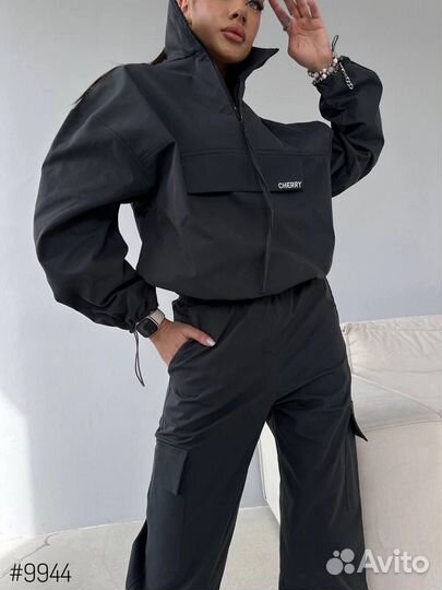 Костюм спортивный