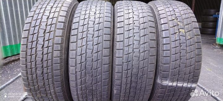 Goodyear Ice Navi SUV 225/65 R17