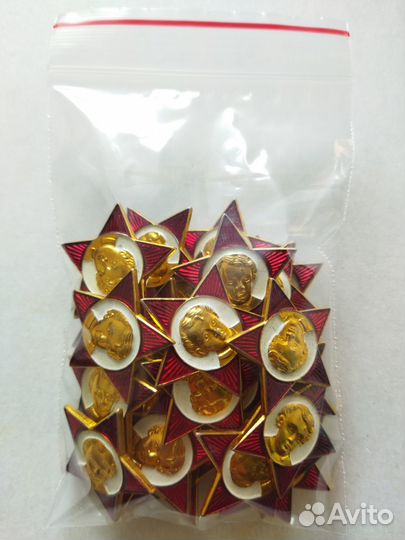 Значки Октябренка