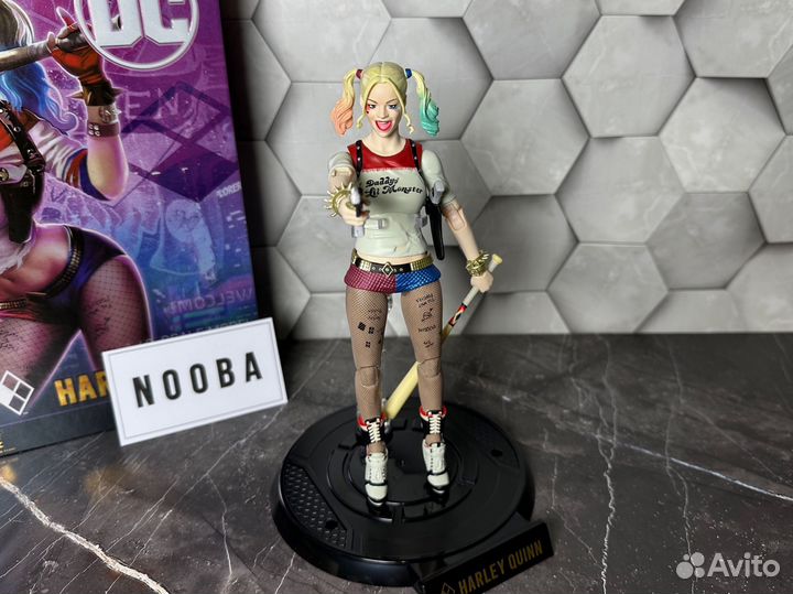 Харли Квин фигурка
