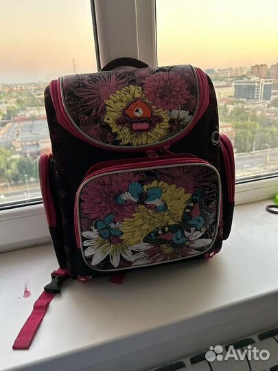 Школьный рюкзак