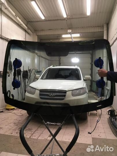 Стекло лобовое на Hyundai Santa Fe Хендай Санта Фе