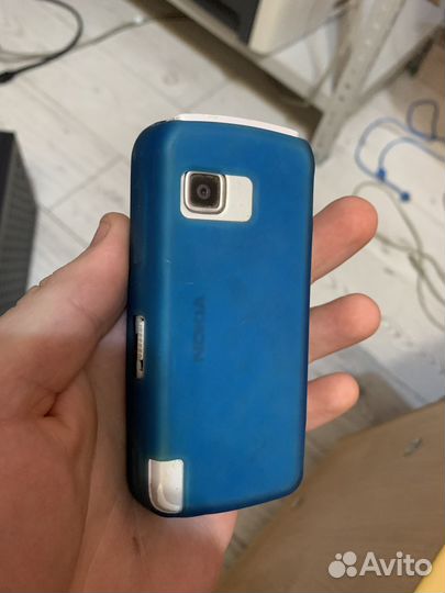 Nokia 5228