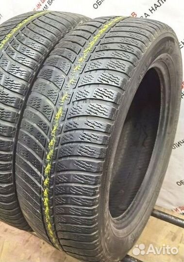 Kumho I'Zen KW23 215/60 R17 95M