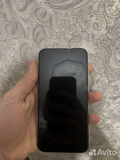 iPhone X, 64 ГБ