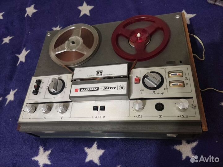 Катушечный магнитофон Маяк 203