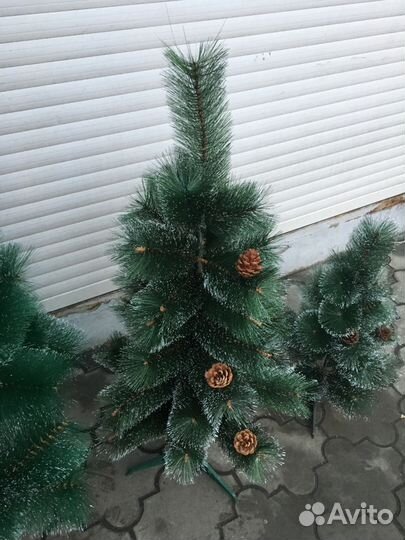 Искусственные сосны/ели/гирлянды