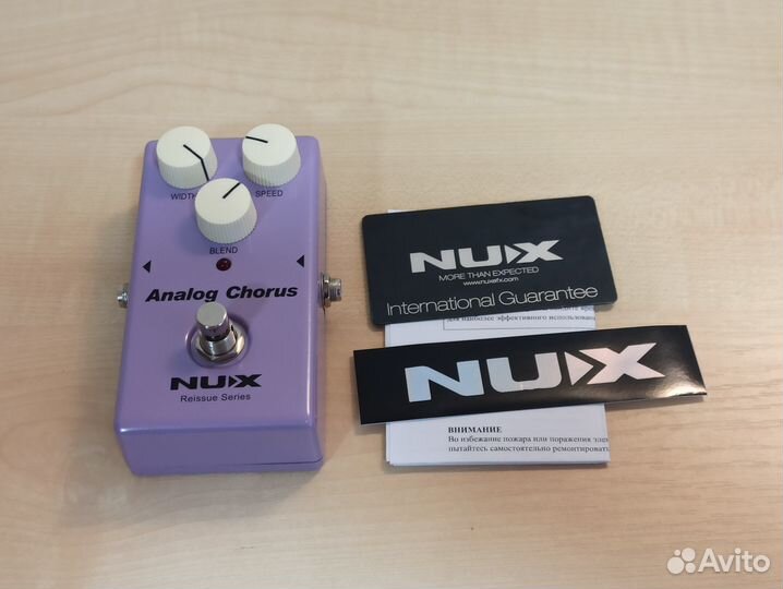 Педаль хоруса Nux Cherub Analog Chorus