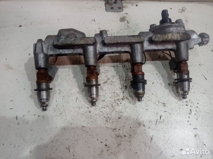 Форсунка топливная Mitsubishi Pajero pinin 2.0 GDI