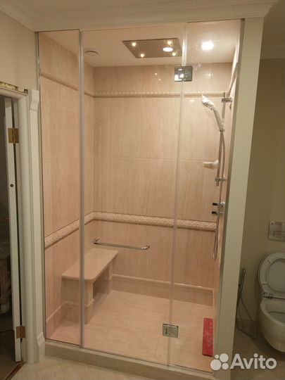 Неподвижное ограждение в душ