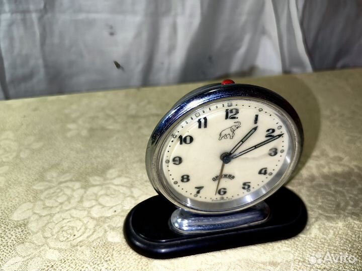Часы будильник со слоном, 1950-е годы